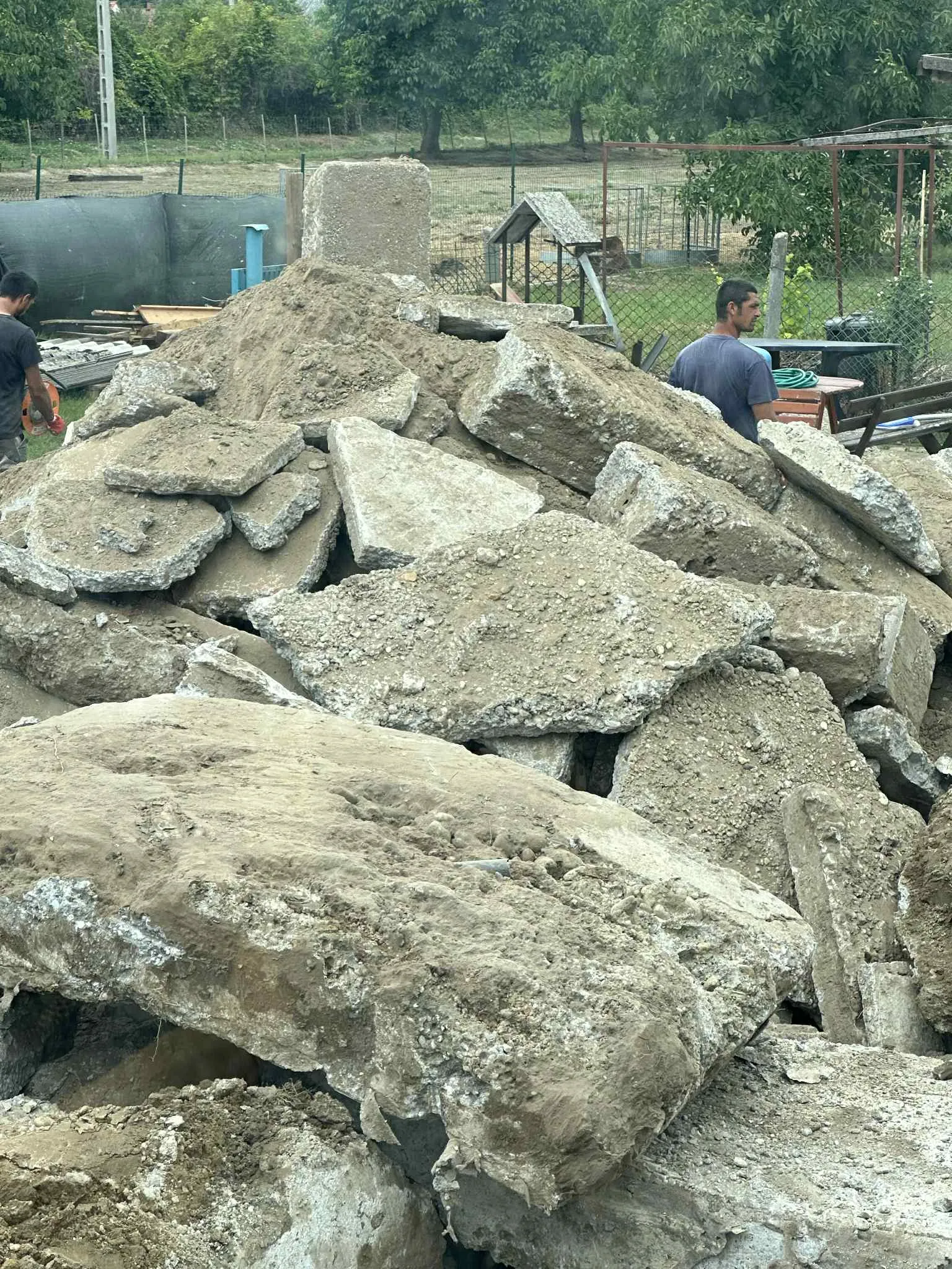 Épületek és egyéb létesítmények bontása 3