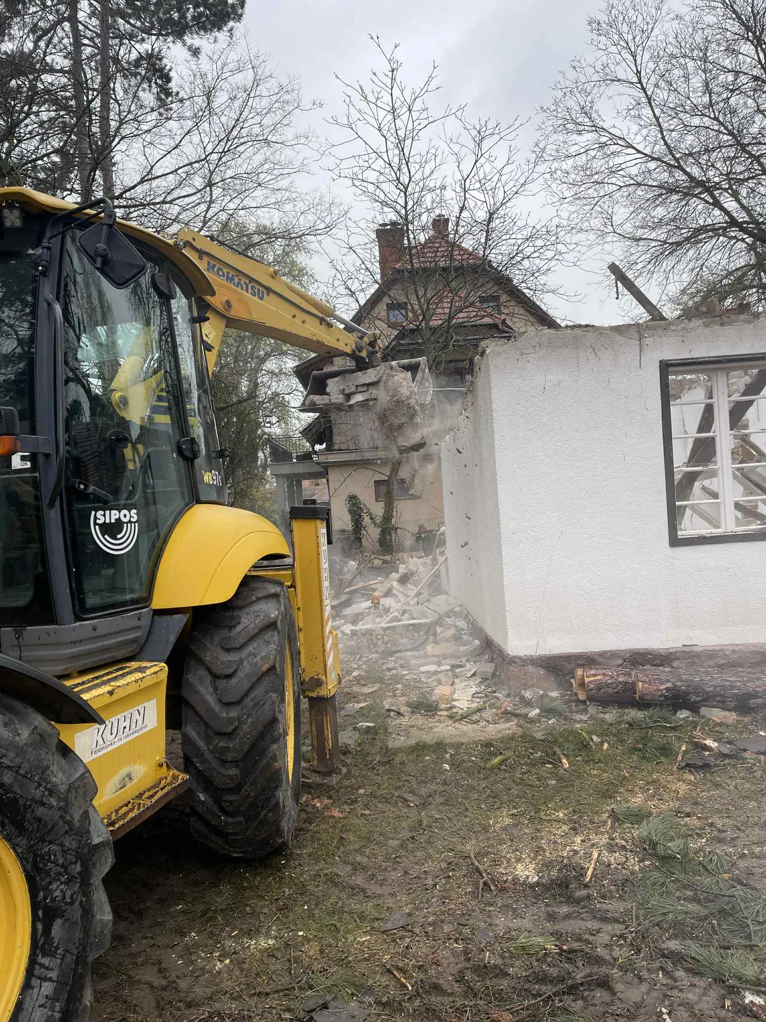 Épületek és egyéb létesítmények bontása 7